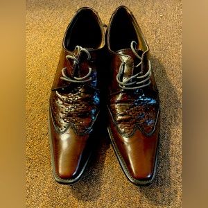 Aldo wing tip shoes
